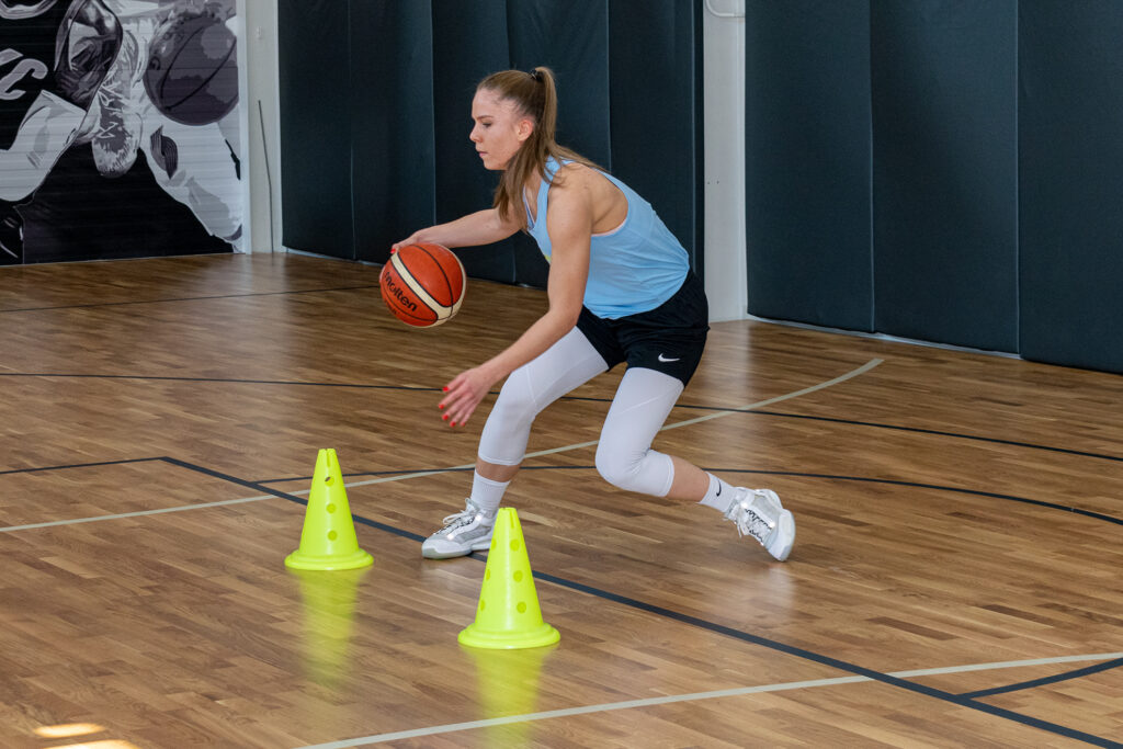 Kányási Veronika edzése az Evolution Basketball Trainingnél